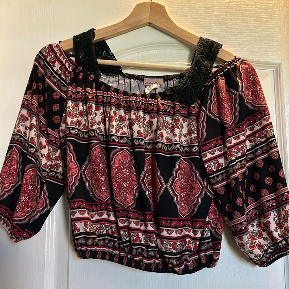 Fashion magazine 3/4 sleeve off shoulder blousy patterned bohemian